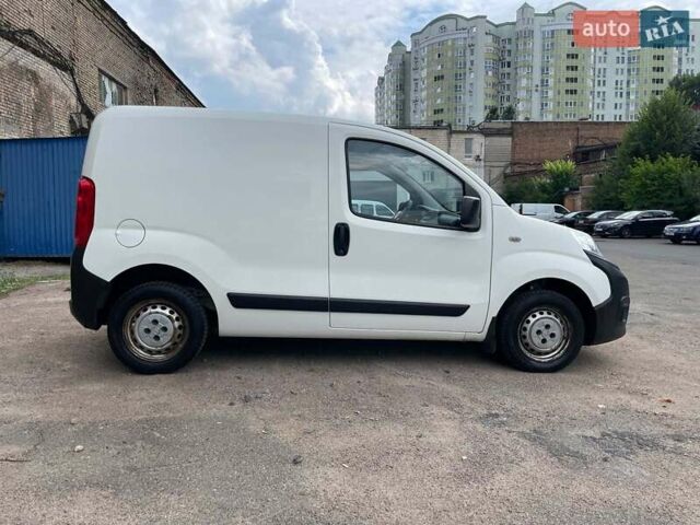 Белый Фиат Fiorino, объемом двигателя 1.4 л и пробегом 240 тыс. км за 6490 $, фото 4 на Automoto.ua