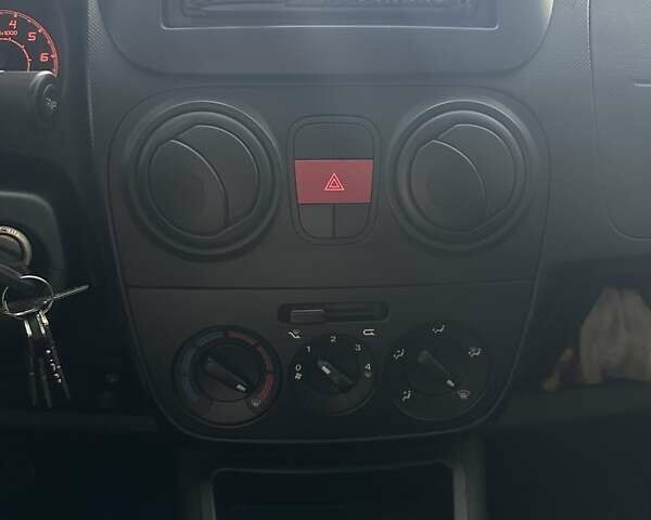 Белый Фиат Fiorino, объемом двигателя 1.37 л и пробегом 64 тыс. км за 5760 $, фото 4 на Automoto.ua