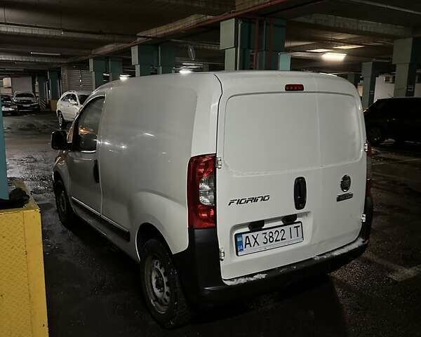Белый Фиат Fiorino, объемом двигателя 1.37 л и пробегом 64 тыс. км за 5760 $, фото 3 на Automoto.ua