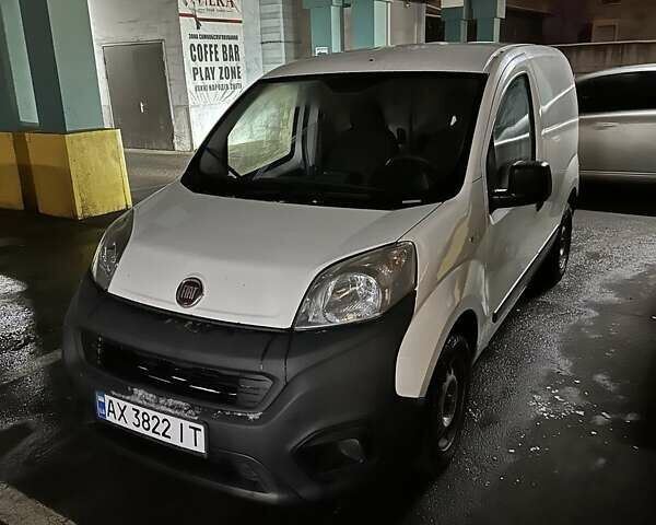 Белый Фиат Fiorino, объемом двигателя 1.37 л и пробегом 64 тыс. км за 5760 $, фото 1 на Automoto.ua