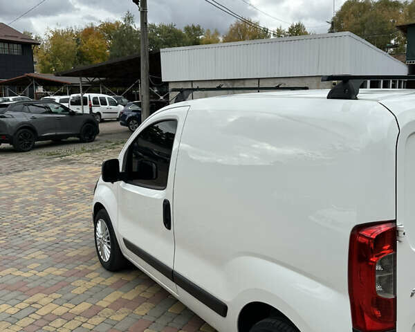 Белый Фиат Fiorino, объемом двигателя 1.37 л и пробегом 176 тыс. км за 6500 $, фото 2 на Automoto.ua