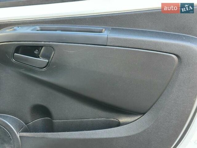 Белый Фиат Fiorino, объемом двигателя 1.3 л и пробегом 90 тыс. км за 9290 $, фото 23 на Automoto.ua