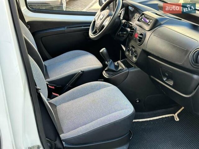 Белый Фиат Fiorino, объемом двигателя 1.3 л и пробегом 90 тыс. км за 9290 $, фото 22 на Automoto.ua