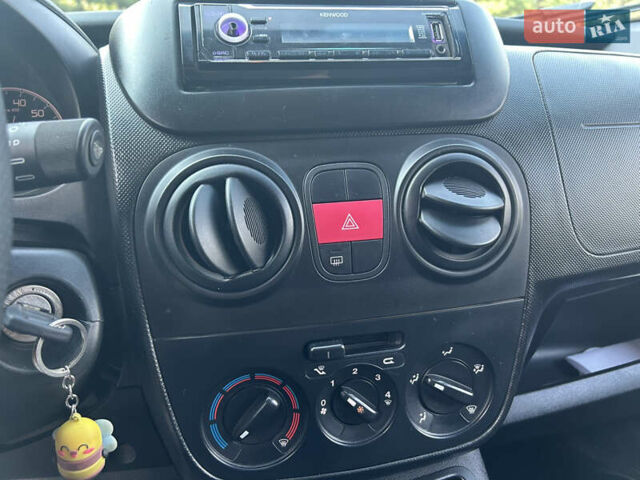 Фиат Fiorino 2021 в Николаеве на Automoto.ua Белый Фиат Fiorino, объемом двигателя 1.25 л и пробегом 66 тыс. км за 10999 $, фото 13 на Automoto.ua