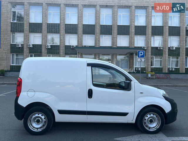 Фиат Fiorino 2021 в Николаеве на Automoto.ua Белый Фиат Fiorino, объемом двигателя 1.25 л и пробегом 66 тыс. км за 10999 $, фото 3 на Automoto.ua