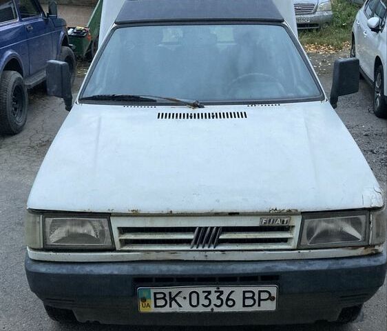 Белый Фиат Fiorino, объемом двигателя 1.2 л и пробегом 200 тыс. км за 712 $, фото 3 на Automoto.ua