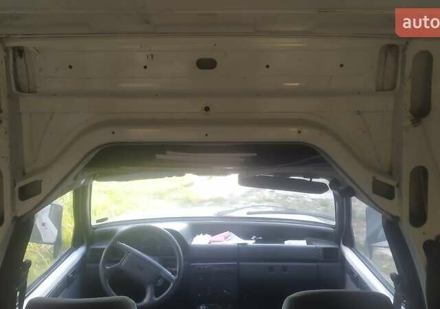 Белый Фиат Fiorino, объемом двигателя 1.4 л и пробегом 149 тыс. км за 1500 $, фото 5 на Automoto.ua