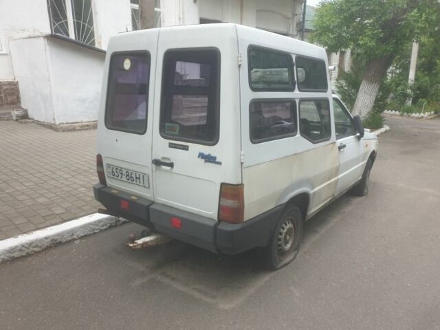 Білий Фіат Fiorino, об'ємом двигуна 1.3 л та пробігом 240 тис. км за 480 $, фото 3 на Automoto.ua
