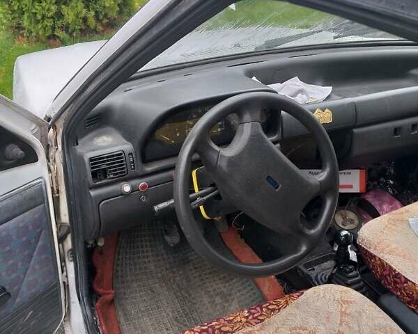 Белый Фиат Fiorino, объемом двигателя 1.6 л и пробегом 200 тыс. км за 650 $, фото 7 на Automoto.ua