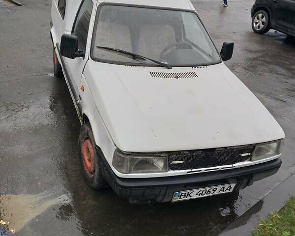 Белый Фиат Fiorino, объемом двигателя 1.6 л и пробегом 200 тыс. км за 650 $, фото 10 на Automoto.ua