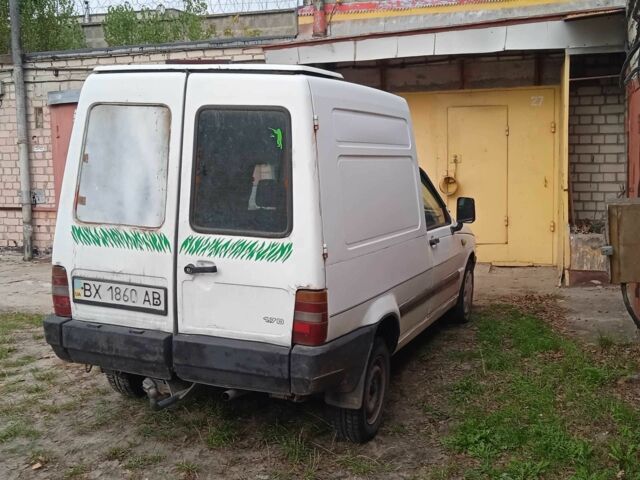 Белый Фиат Fiorino, объемом двигателя 1.7 л и пробегом 750 тыс. км за 950 $, фото 1 на Automoto.ua