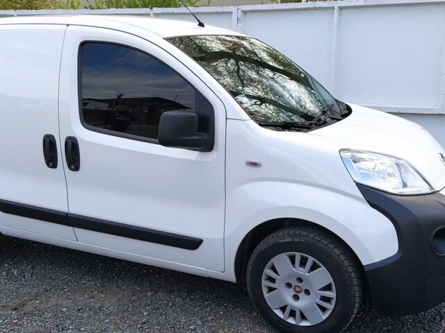 Белый Фиат Fiorino, объемом двигателя 1.3 л и пробегом 256 тыс. км за 5600 $, фото 2 на Automoto.ua