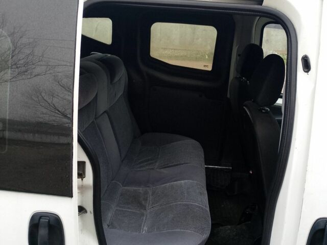 Белый Фиат Fiorino, объемом двигателя 1.4 л и пробегом 255 тыс. км за 3900 $, фото 4 на Automoto.ua