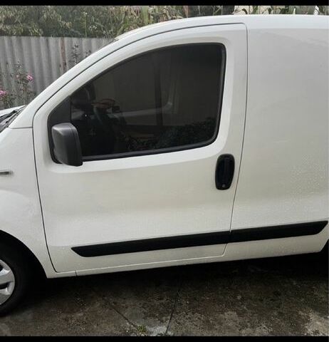 Белый Фиат Fiorino, объемом двигателя 1.3 л и пробегом 283 тыс. км за 4200 $, фото 3 на Automoto.ua