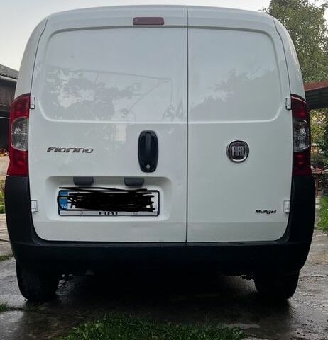 Белый Фиат Fiorino, объемом двигателя 1.3 л и пробегом 283 тыс. км за 4200 $, фото 4 на Automoto.ua