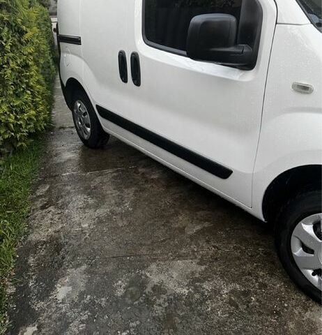 Белый Фиат Fiorino, объемом двигателя 1.3 л и пробегом 283 тыс. км за 4200 $, фото 1 на Automoto.ua