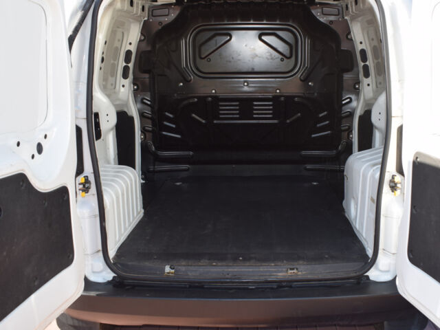 Білий Фіат Fiorino, об'ємом двигуна 1.3 л та пробігом 84 тис. км за 8600 $, фото 8 на Automoto.ua