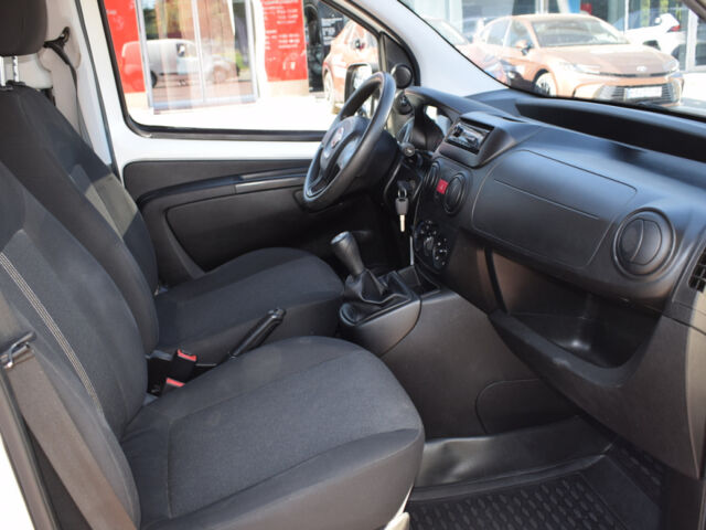 Білий Фіат Fiorino, об'ємом двигуна 1.3 л та пробігом 84 тис. км за 8600 $, фото 5 на Automoto.ua