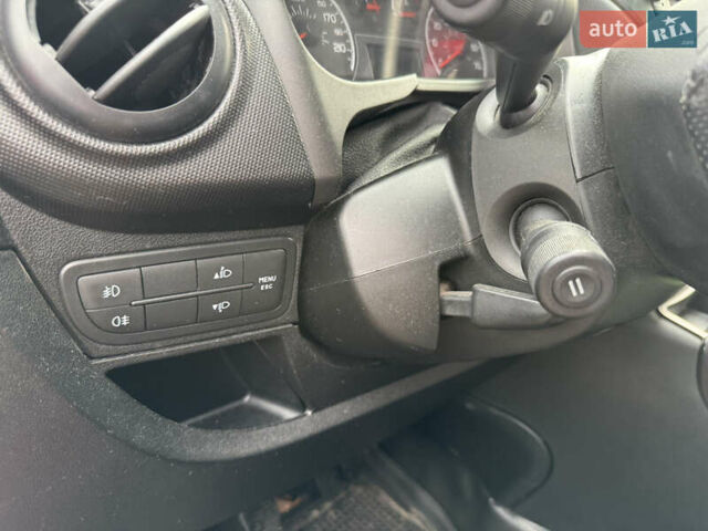 Черный Фиат Fiorino, объемом двигателя 1.2 л и пробегом 276 тыс. км за 3100 $, фото 38 на Automoto.ua