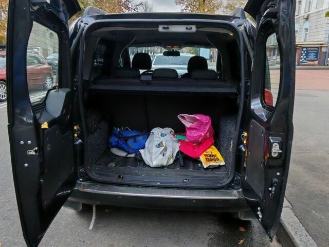 Черный Фиат Fiorino, объемом двигателя 1.2 л и пробегом 244 тыс. км за 5200 $, фото 6 на Automoto.ua