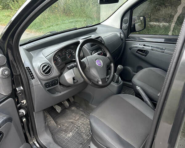 Чорний Фіат Fiorino, об'ємом двигуна 1.3 л та пробігом 227 тис. км за 4800 $, фото 30 на Automoto.ua