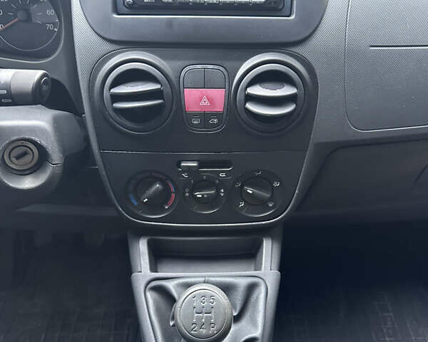 Чорний Фіат Fiorino, об'ємом двигуна 1.3 л та пробігом 227 тис. км за 4800 $, фото 47 на Automoto.ua