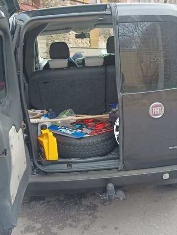 Чорний Фіат Fiorino, об'ємом двигуна 1.3 л та пробігом 218 тис. км за 5850 $, фото 5 на Automoto.ua