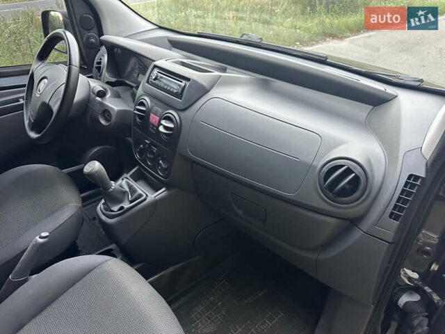 Чорний Фіат Fiorino, об'ємом двигуна 1.3 л та пробігом 227 тис. км за 4800 $, фото 42 на Automoto.ua