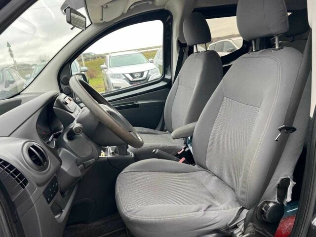 Черный Фиат Fiorino, объемом двигателя 1.3 л и пробегом 183 тыс. км за 4990 $, фото 12 на Automoto.ua