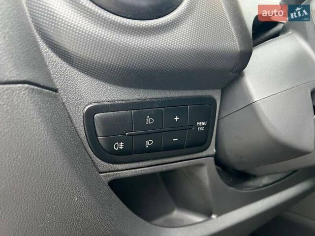 Черный Фиат Fiorino, объемом двигателя 1.3 л и пробегом 183 тыс. км за 4990 $, фото 16 на Automoto.ua