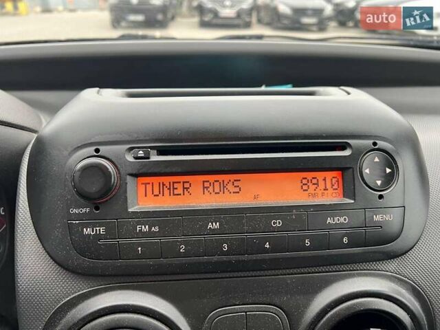 Черный Фиат Fiorino, объемом двигателя 1.3 л и пробегом 183 тыс. км за 4990 $, фото 22 на Automoto.ua