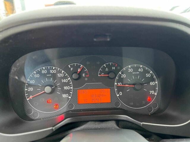 Черный Фиат Fiorino, объемом двигателя 1.3 л и пробегом 183 тыс. км за 4990 $, фото 13 на Automoto.ua