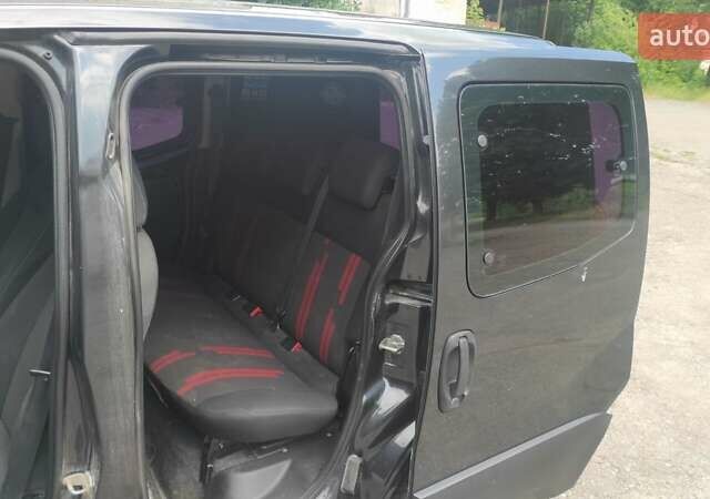 Черный Фиат Fiorino, объемом двигателя 1.25 л и пробегом 181 тыс. км за 4800 $, фото 14 на Automoto.ua