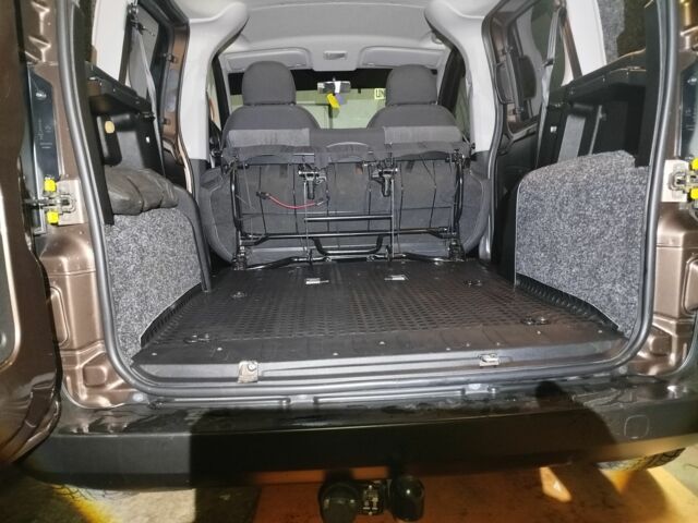 Фиат Fiorino 2018 в Хмельницком на Automoto.ua Коричневый Фиат Fiorino, объемом двигателя 1.4 л и пробегом 22 тыс. км за 9300 $, фото 11 на Automoto.ua