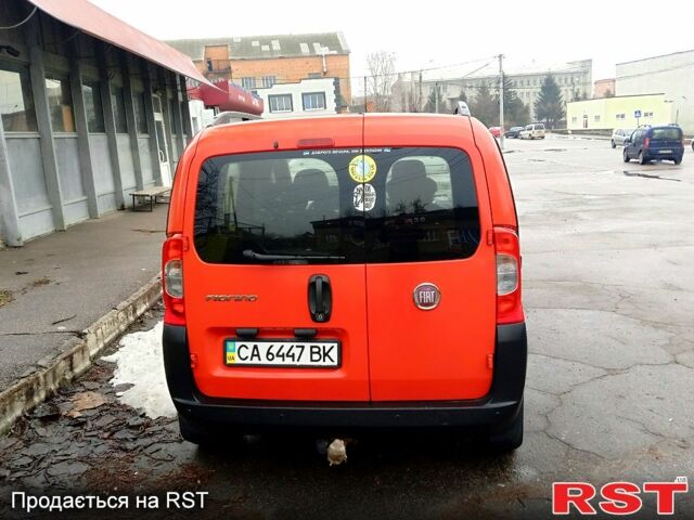 Червоний Фіат Fiorino, об'ємом двигуна 1.2 л та пробігом 230 тис. км за 5500 $, фото 2 на Automoto.ua