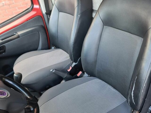 Красный Фиат Fiorino, объемом двигателя 1.2 л и пробегом 279 тыс. км за 2800 $, фото 9 на Automoto.ua
