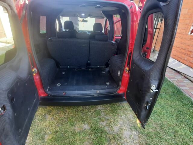 Красный Фиат Fiorino, объемом двигателя 1.2 л и пробегом 262 тыс. км за 4100 $, фото 7 на Automoto.ua