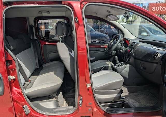 Красный Фиат Fiorino, объемом двигателя 1.3 л и пробегом 147 тыс. км за 8300 $, фото 10 на Automoto.ua