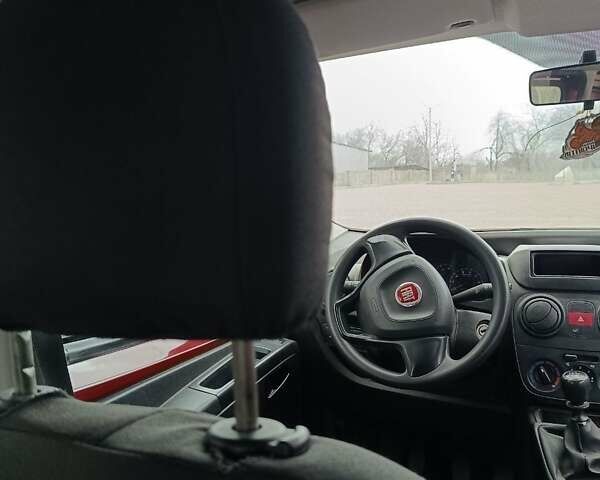 Красный Фиат Fiorino, объемом двигателя 1.37 л и пробегом 60 тыс. км за 11000 $, фото 10 на Automoto.ua