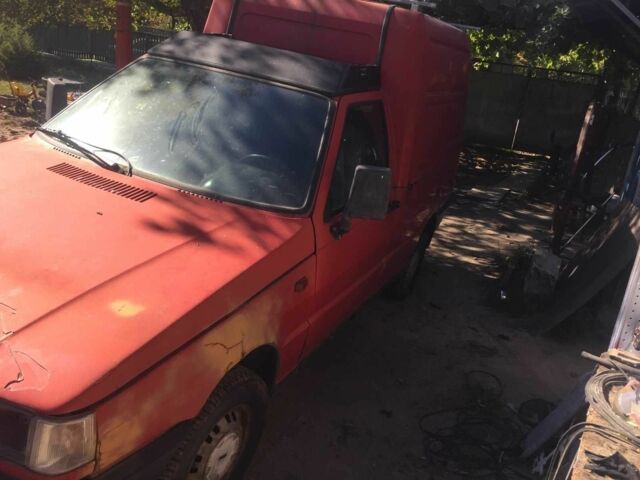 Червоний Фіат Fiorino, об'ємом двигуна 1.7 л та пробігом 999 тис. км за 650 $, фото 2 на Automoto.ua