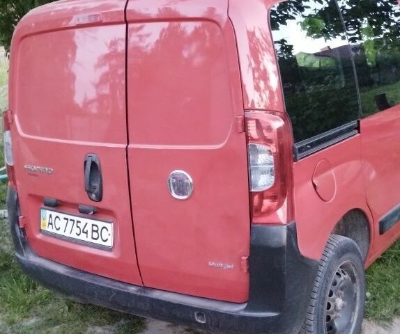 Красный Фиат Fiorino, объемом двигателя 0 л и пробегом 228 тыс. км за 4100 $, фото 4 на Automoto.ua