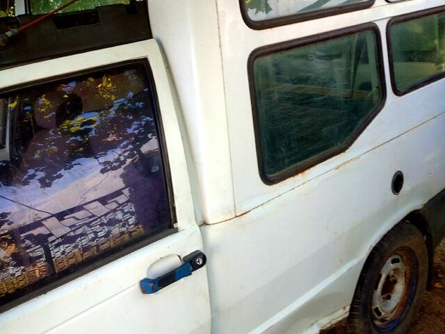 Фиат Fiorino 1994 в Баштанке на Automoto.ua Фиат Fiorino, объемом двигателя 1.6 л и пробегом 195 тыс. км за 334 $, фото 1 на Automoto.ua