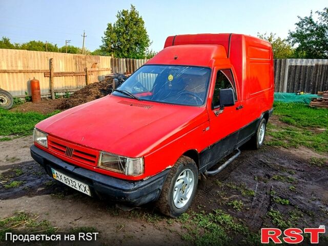 Фиат Fiorino, объемом двигателя 1.7 л и пробегом 400 тыс. км за 450 $, фото 2 на Automoto.ua