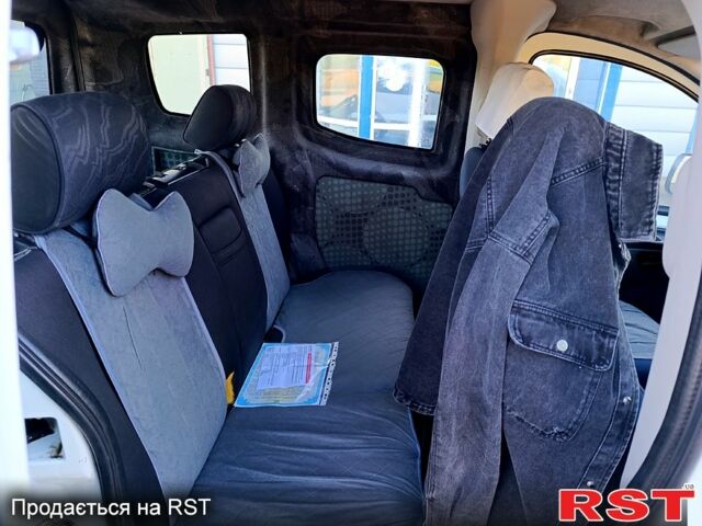 Фиат Fiorino, объемом двигателя 1.3 л и пробегом 300 тыс. км за 4200 $, фото 7 на Automoto.ua