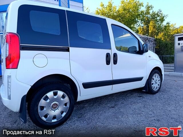 Фиат Fiorino, объемом двигателя 1.3 л и пробегом 300 тыс. км за 4200 $, фото 3 на Automoto.ua