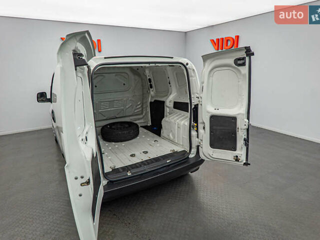 Фиат Fiorino, объемом двигателя 1.4 л и пробегом 197 тыс. км за 5702 $, фото 6 на Automoto.ua