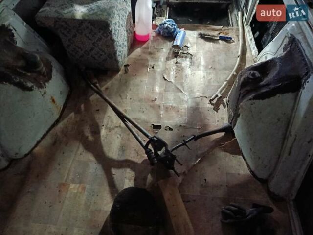 Фиат Fiorino, объемом двигателя 0 л и пробегом 289 тыс. км за 350 $, фото 5 на Automoto.ua