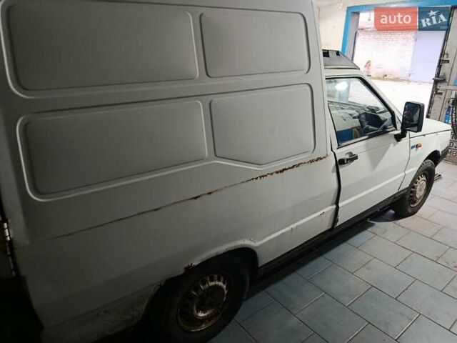 Фиат Fiorino, объемом двигателя 0 л и пробегом 289 тыс. км за 350 $, фото 1 на Automoto.ua