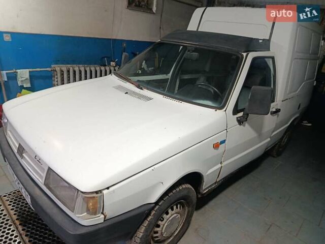 Фиат Fiorino, объемом двигателя 0 л и пробегом 289 тыс. км за 350 $, фото 8 на Automoto.ua