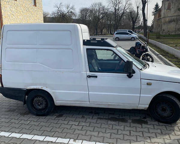 Фіат Fiorino, об'ємом двигуна 1.1 л та пробігом 250 тис. км за 1099 $, фото 2 на Automoto.ua